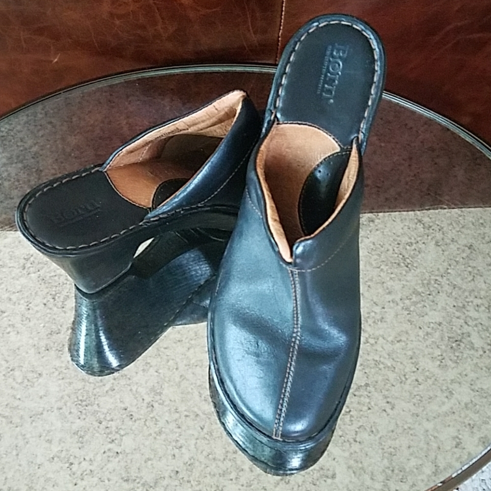 Born Wedge Mule